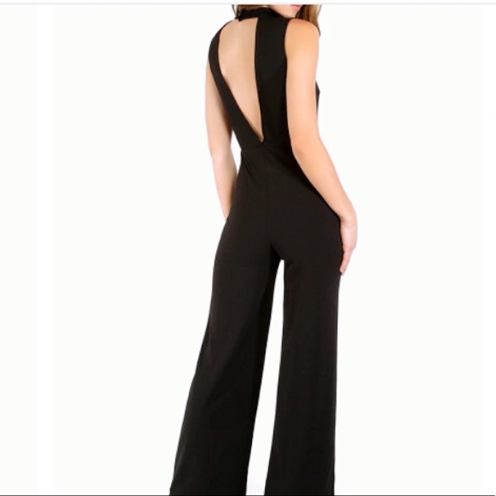 🆕Pika Backless Jumpsuit - Picture 3 of 4